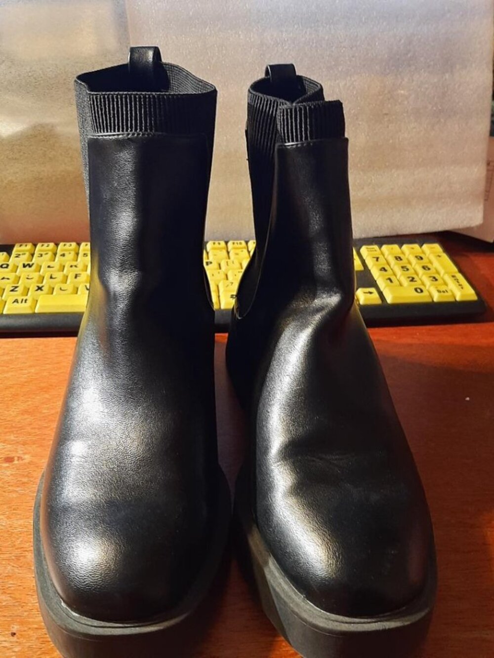 NEW TAG ! Kenneth Cole Reaction Bootie Black Size 9.5